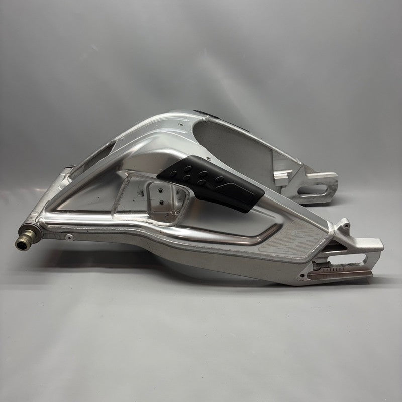 BMW S1000RR SWING ARM 2010 2011 2012 2013 2014 OEM 8535947
