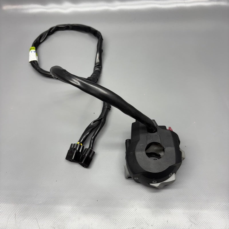 BMW G310R US LIGHT HORN CONTROL SWITCH LEFT 2016 2017 2018 2019 2020 O
