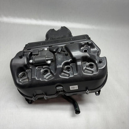 BMW S1000RR AIR INTAKE CLEANER BOX 2018 2019 2020 2021 2022 2023 2024 