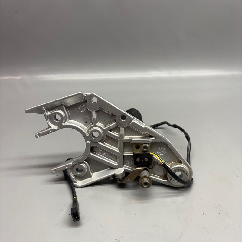 BMW R 1100R FOOTPEG RIGHT REAR 1993-1996 1997 1998 1999 2000 2001 OEM 