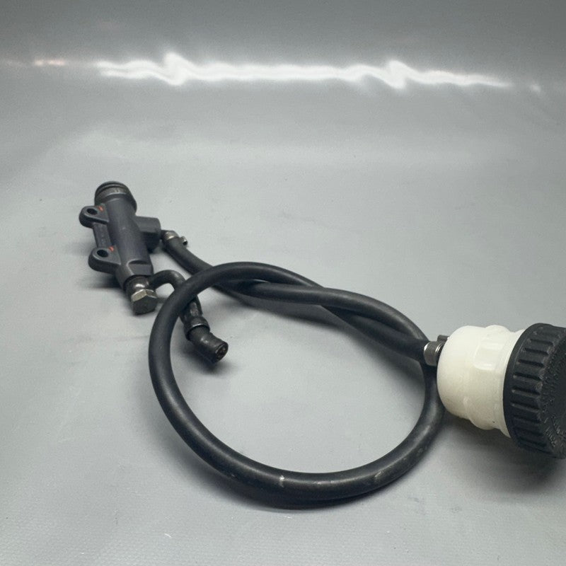 BMW K 1200LT BRAKE MASTER CYLINDER 2005 2006 2007 2008 OEM 7650749