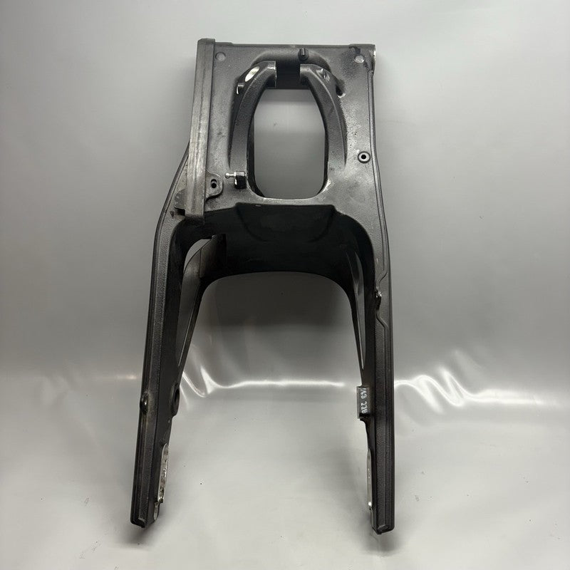 565665 BMW S1000RR SWINGARM REAR 2021 2022 2023 2024 OEM 565665