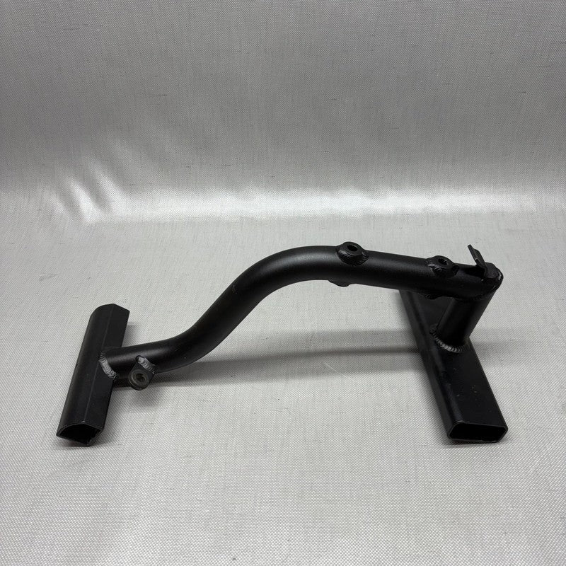 BMW C 650 EVOLUTION FRONT PANEL CARRIER CENTER 2015 2016 2017 2018 OEM