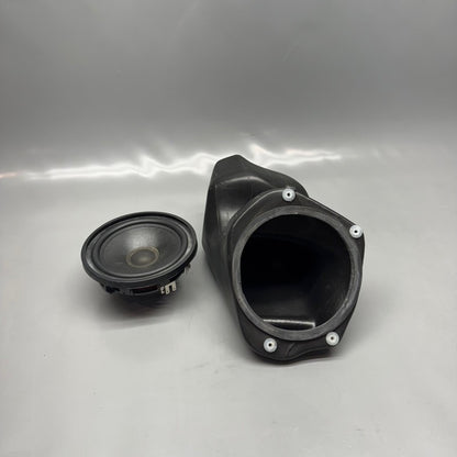 BMW K 1200LT LOUDSPEAKER BOX RIGHT 2005 2006 2007 2008 OEM 2305892