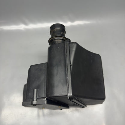 76725778 BMW K 1200LT AIR INTAKE BOX 2005 2006 2007 2008 OEM 76725778