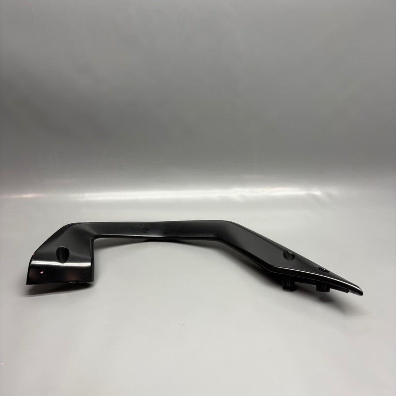 BMW K1600 BAGGER GRAB HANDLE LEFT 2018 2019 2020 2021  OEM 8566497