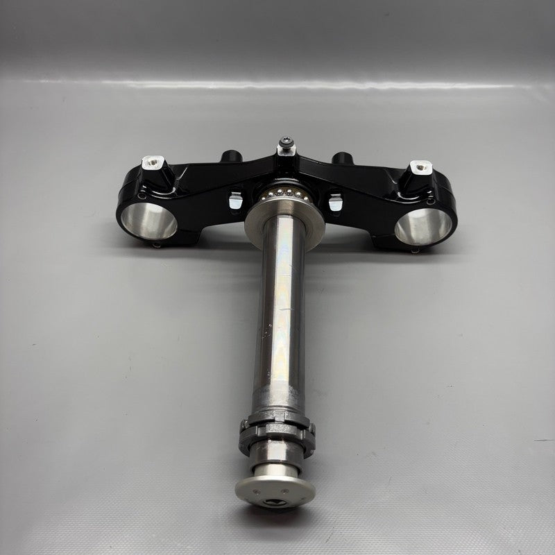 9899335 BMW R18 TRANSCONTINENTAL LOWER FORK CROSS BRACE 2020 2021 2022 2023 2024 2025