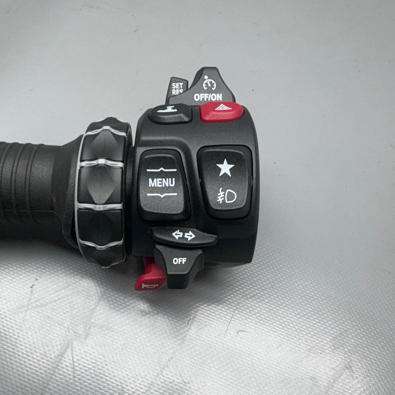 R18 TRANSCONTINENTAL BMW R18 TRANSCONTINENTAL HANDLE MULTICONTROLER AND SWITCH 2020-2024 2025 OEM