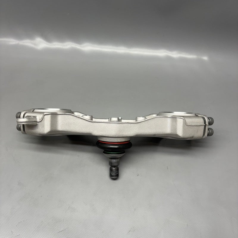 9443338 BMW R1250RT LOWER FORK CROSS BRACE 2013-2018 2019 2020 2021 2022 2023 2024 OEM