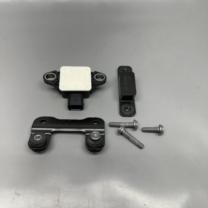 7915091 BMW M1000R SPEED SENSOR 2021 2022 2023 2024 OEM 7915091