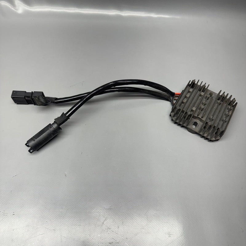 8559626 BMW G310 R VOLTAGE REGULATOR 2016 2017 2018 2019 2020 OEM 8559626