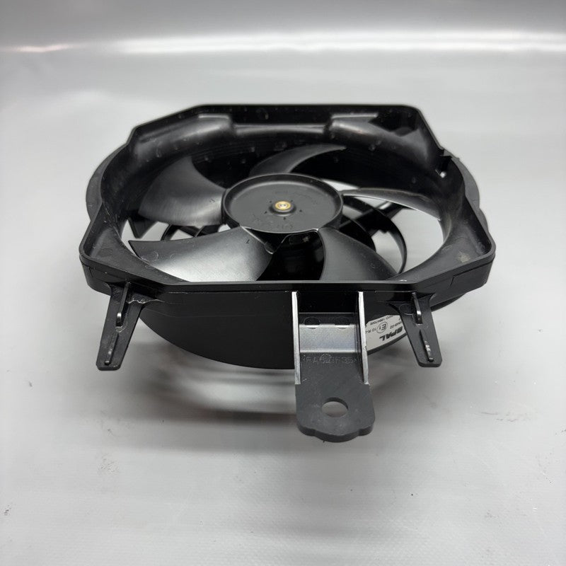 1542548 BMW R1300GS ADVENTURE FAN 2023 2024 2025 OEM 1542548