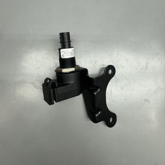 8406852 BMW S1000RR USB CHARGING SOCKET 2021 2022 2023 2024 OEM 8406852