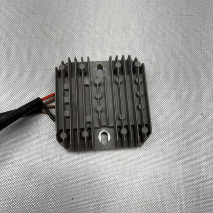 BMW G310R VOLTAGE REGULATOR 2017 2018 OEM
