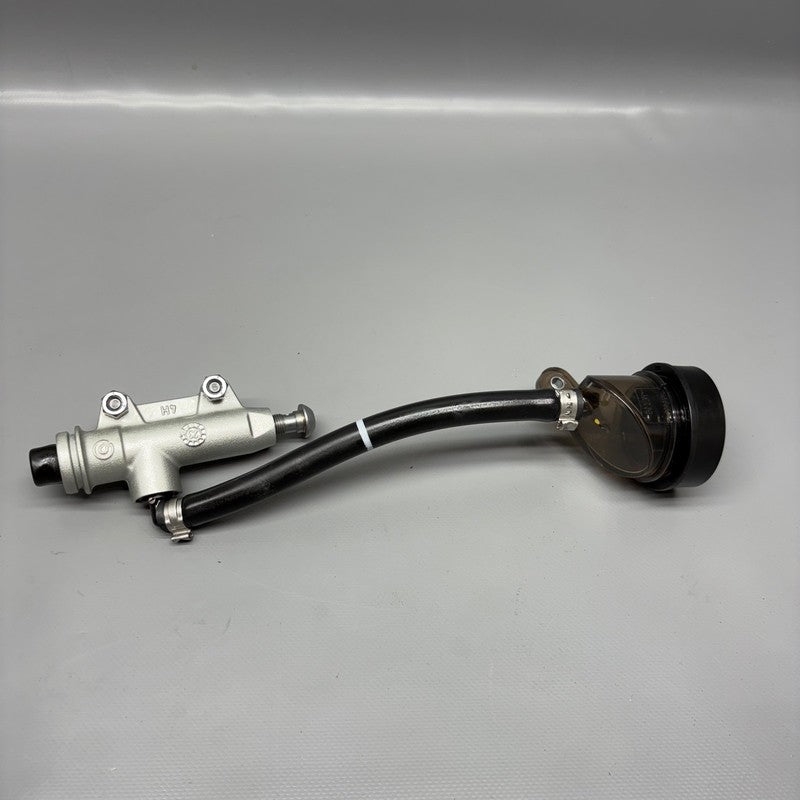S1000R BMW S1000R REAR BRAKE MASTER CYLINDER 2020 2021 2022 2023 2024 2025 OEM 
