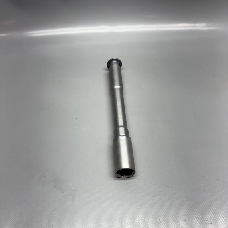 R1300GS ADVENTURE BMW R1300GS ADVENTURE FRONT AXLE  2023 2024 2025 OEM