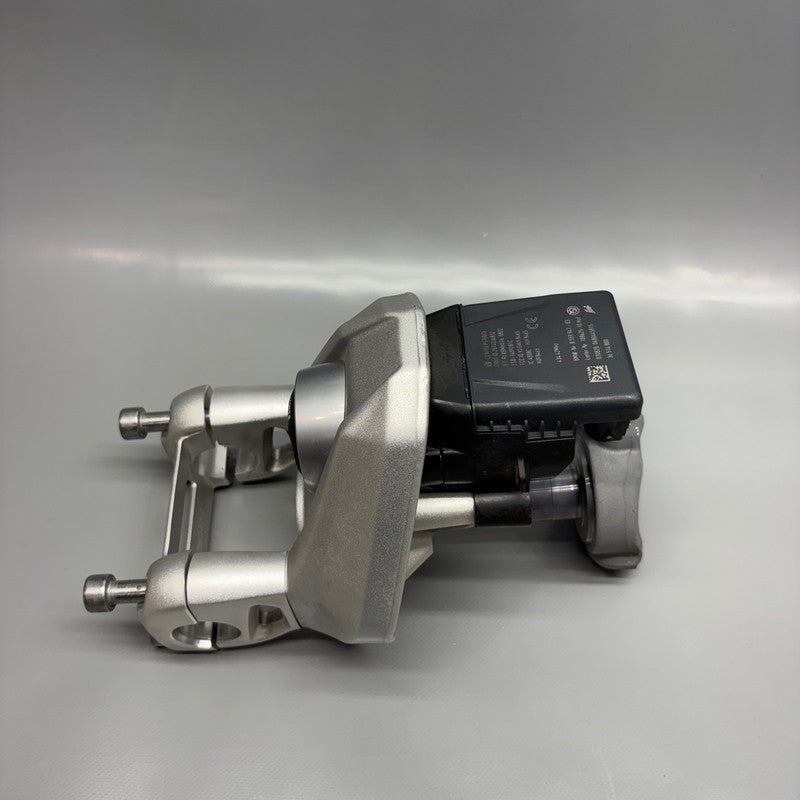 BMW K1600 BAGGER UPPER TREE CLAMP BRIDGE 2017-2020 2021 2022 2023 2024