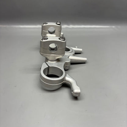 9899334 BMW R18 B FORK CROSS BRACE UPPER 2020 2021 2022 2023 2024 OEM 9899334