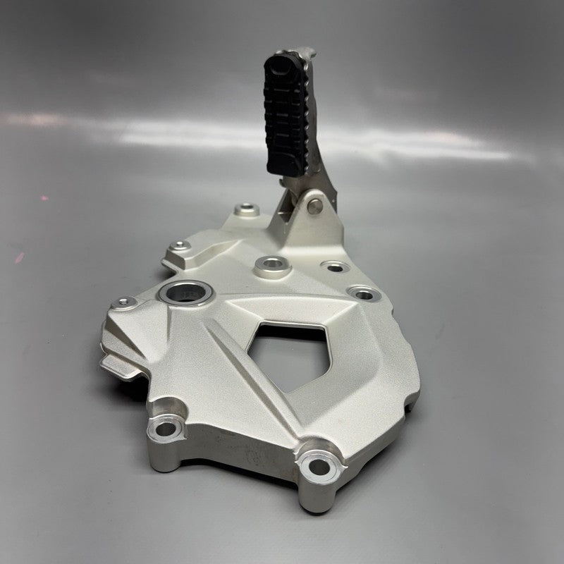 BMW F850GS FOOTPEG PLATE LEFT 2016-2018 2019 2020 2021 2022 2023 OEM 8