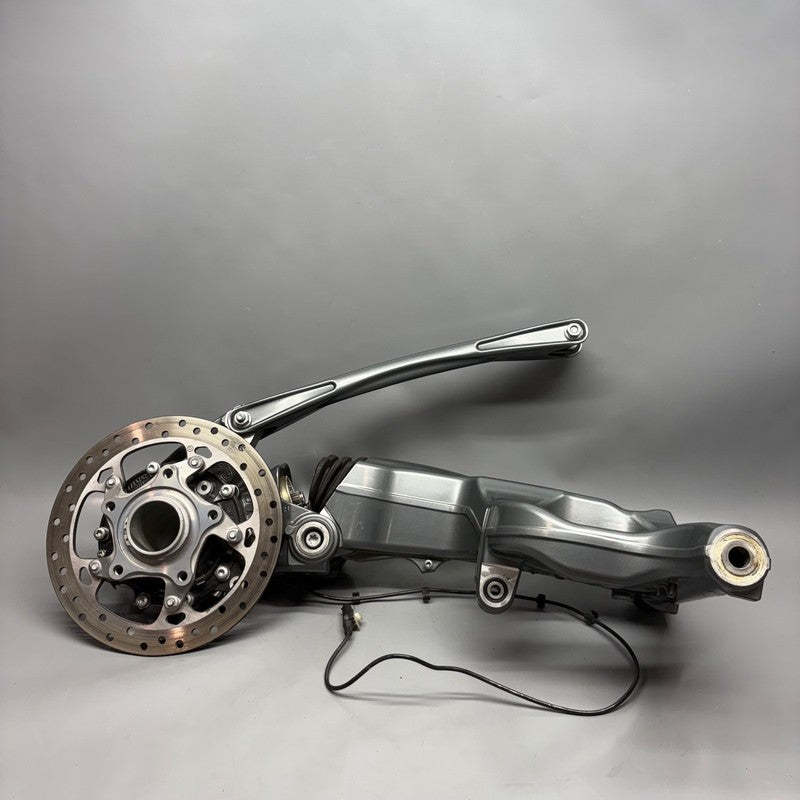 BMW K1300S SWINGING ARM WITH RIGHT ANGLE GEARBOX 2007-2013 2014 2015 O