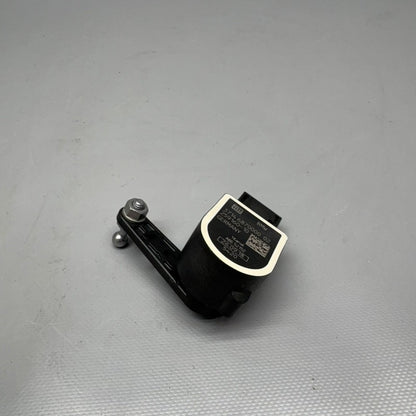 6870000 BMW R18 B LEVEL SENSOR 2020 2021 2022 2023 2024 OEM 6870000