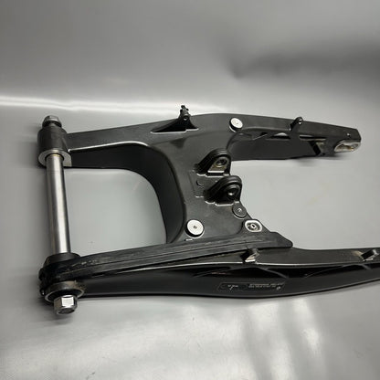 8563984 BMW G310GS SWING ARM 2018 2019 OEM 8563984