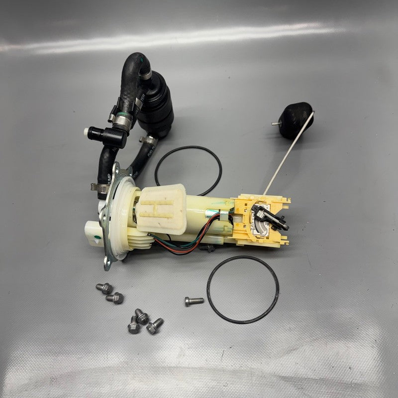BMW G310R US FUEL PUMP 2016 2017 2018 2019 2020 OEM