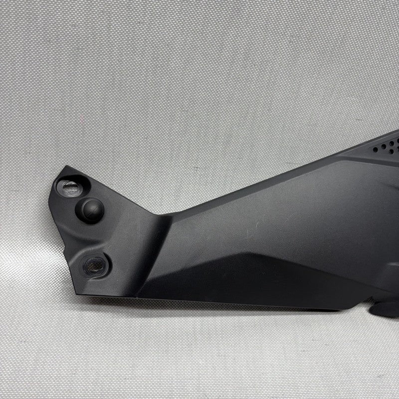 8556638 BMW R1250 GS RIGHT TANK FAIRING COVER 2018 2019 2020 OEM 8556638