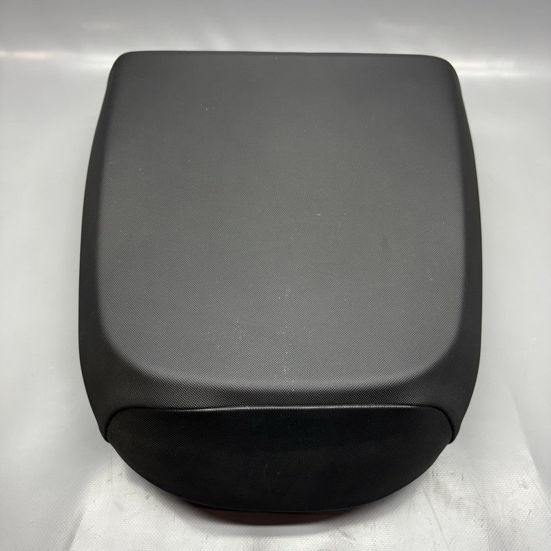 7667726 BMW R1200GS PASSENGER SEAT  2009 2010 2011 2012 2013 OEM 7667726