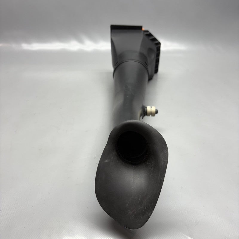 7718579 BMW K1300S LEFT SIDE AIR INTAKE DUCT TUBE 2007 08 09 10 11 12 13 14 2015 7718579