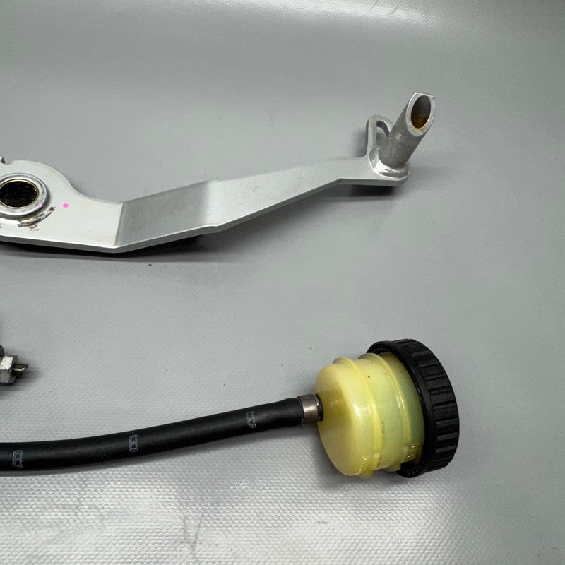 BMW R1150RT REAR BRAKE MASTER CYLINDER 2000 2001 2002 2003 2004 2005 2