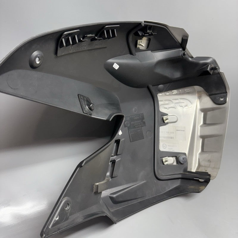 7700873 7693431 BMW R1200GS LATERAL TRIM PANEL COVERING LEFT 2009 2010 2011 2012 2013 OEM 