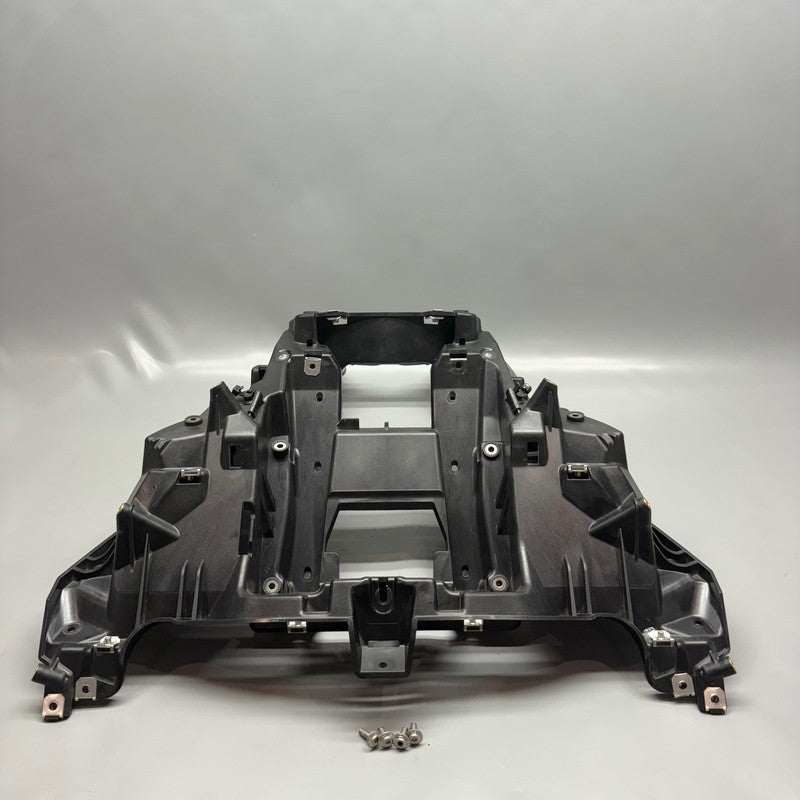 9899419 BMW R18 TRANSCONTINENTAL WINDSHIELD MOUNT 2020 2021 2022 2023 2024 OEM 9899419
