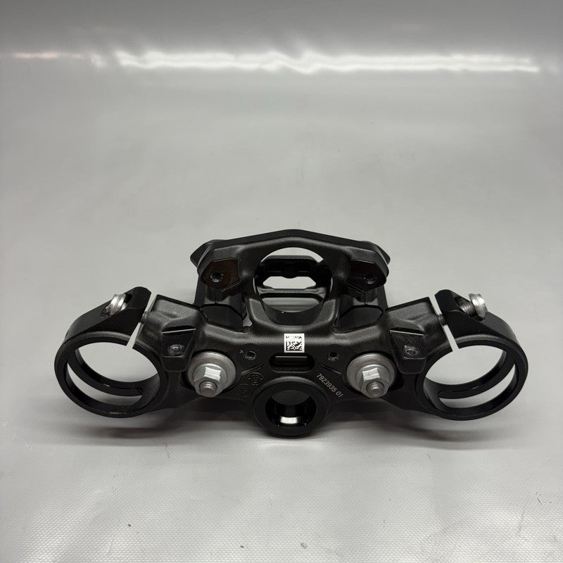 7923935 BMW M1000R FORK BRIDGE UPPER 2021 2022 2023 2024 OEM 7923935