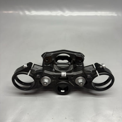 7923935 BMW M1000R FORK BRIDGE UPPER 2021 2022 2023 2024 OEM 7923935