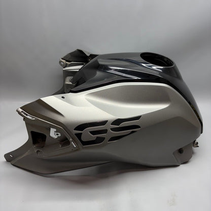 BMW G310GS TANK COVER 2019 2020 2021 2022 2023 OEM 8560409