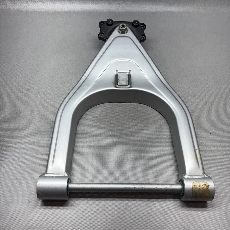 2311874 BMW R1150RS LOWER FORK CROSS BRACE 2002 2003 2004 2005 2006 OEM 2311874