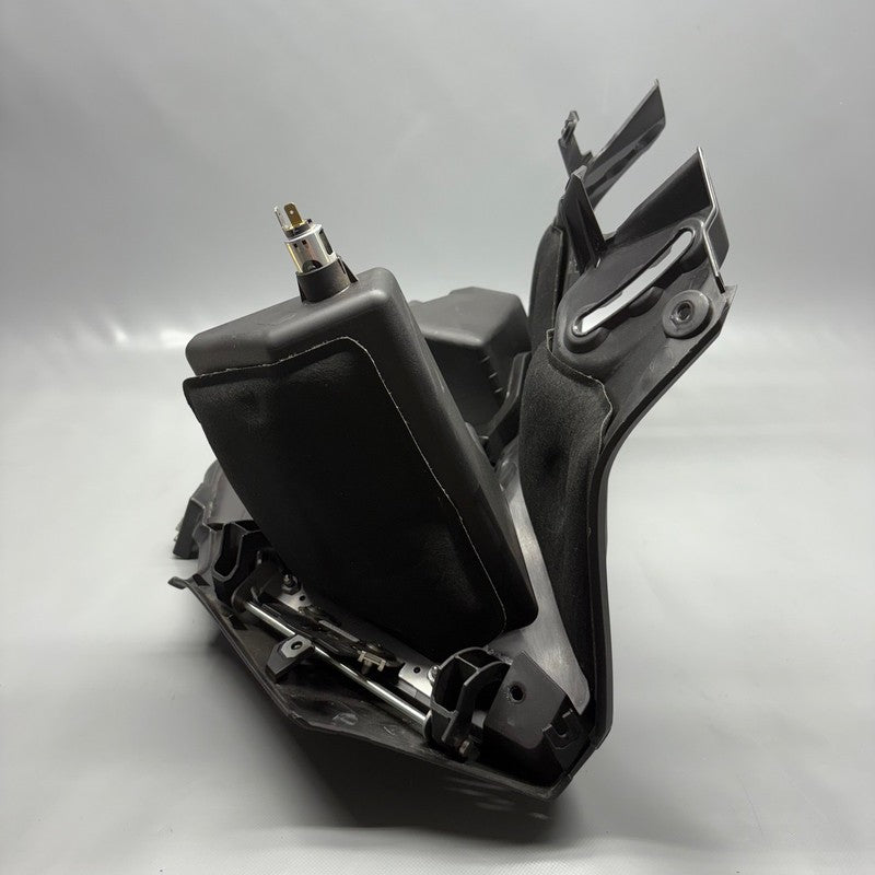 7724957 BMW C600 SPORT LEG SHIELD 2011 2012 2013 2014 2015 OEM 7724957