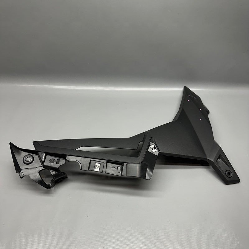 8393626 BMW S1000R GRILL COVER RIGHT 2020 2021 2022 2023 2024 2025 OEM 8393626