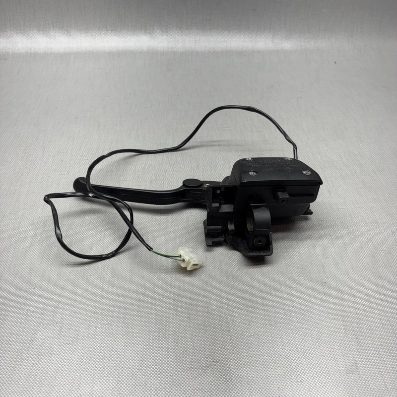 R1150RS BMW R1150RS CLUTCH LEVER 2002 2003 2004 2005 2006 OEM