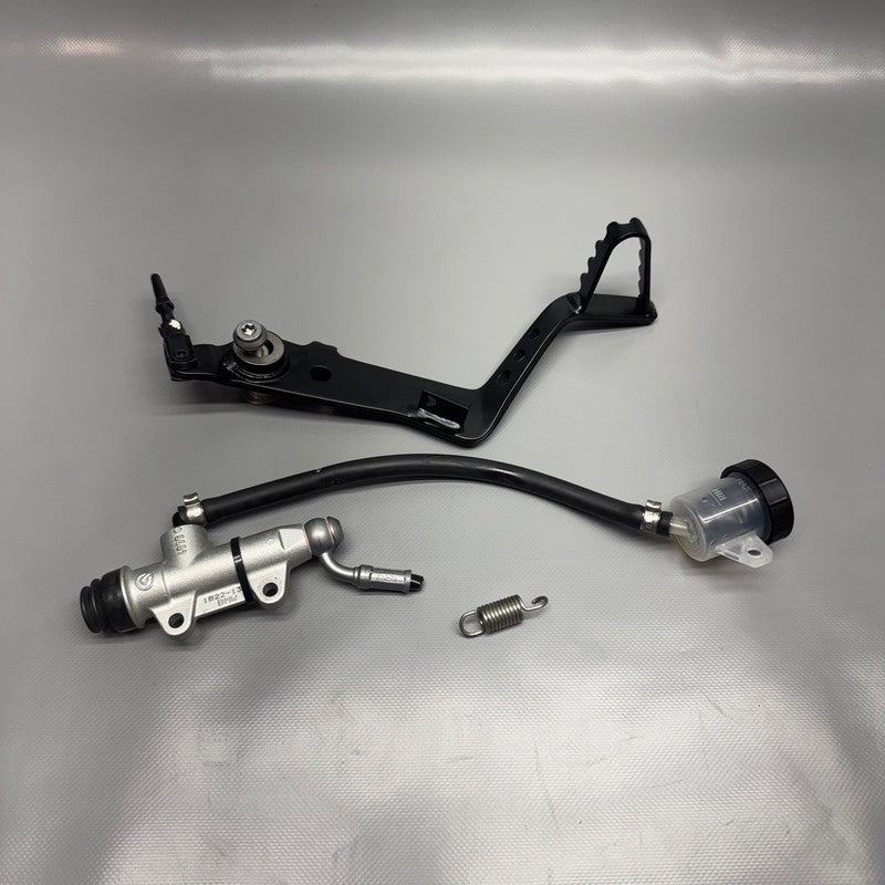BMW F850GS BRAKE MASTER CYLINDER 2016-2019 2020 2021 2022 2023 2024 20