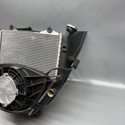 7699517 BMW K1300S RADIATOR WITH FAN  2007 08 09 10 2011 2012 2013 2014 2015 OEM 7699517