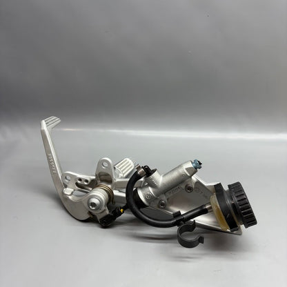 7660154 BMW K 1300S FOOTPEG PLATE RIGHT 2007-2011 2012 2013 2014 2015 OEM 7660154