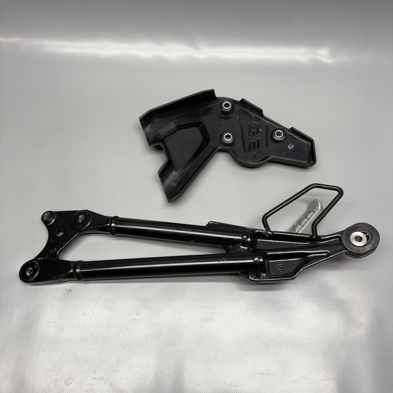 BMW G310GS FOOTREST BRACKET RIGHT REAR 2016-2020 2021 2022 2023 2024 2