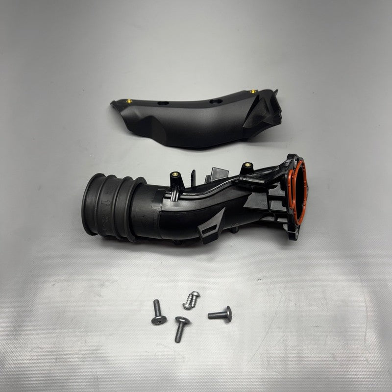 R18 TRANSCONTINENTAL BMW R18 TRANSCONTINENTAL SUCTION TUBE RIGHT 2020 2021 2022 2023 2024 2025 OEM
