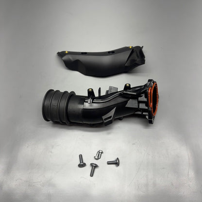 R18 TRANSCONTINENTAL BMW R18 TRANSCONTINENTAL SUCTION TUBE RIGHT 2020 2021 2022 2023 2024 2025 OEM
