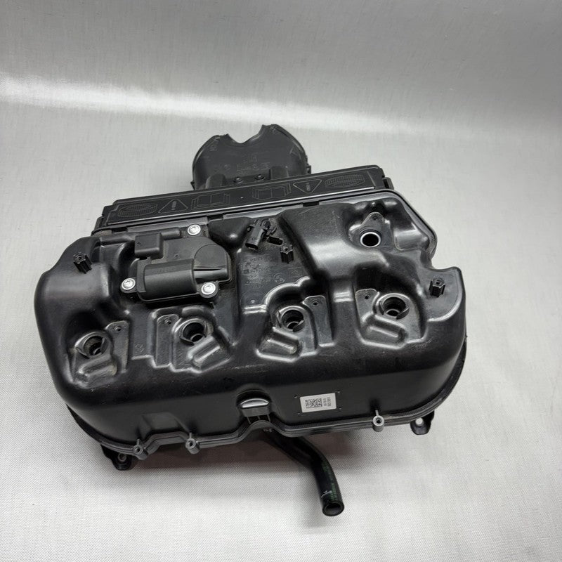 8567803 BMW S1000RR AIR INTAKE CLEANER BOX 2019 2020 2021 2022 2023 2024 OEM 8567803