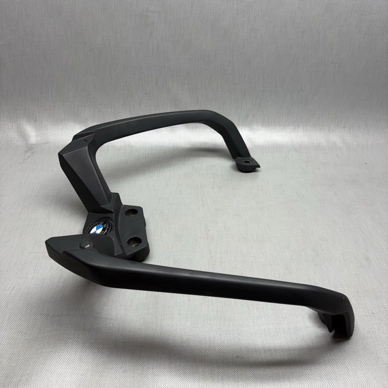 7725051 BMW C650 GT HANDLE REAR 2011 2012 2013 2014 2015 OEM 7725012