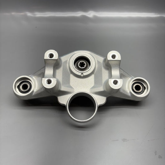 8555851 BMW R1250 GS TRIPLE TREE FORK CLAMP UPPER 2018 2019 2020 OEM 8555851