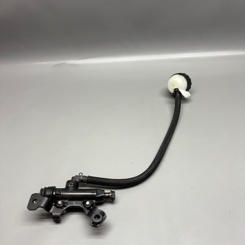 G310 GS BMW G310 GS REAR BRAKE MASTER CYLINDER 2016-2020 2021 2022 2023 2024 2025 OEM